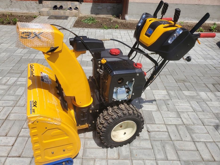 Masina/freza de zapada CubCadet
