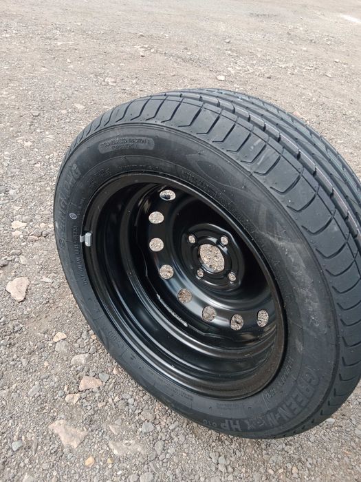 Автошина R14 c диском - 1 шт