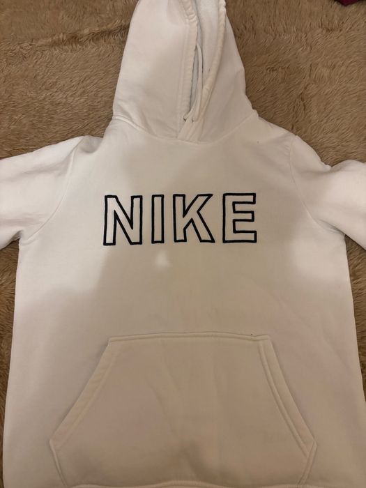 Бяло худи на Nike чисто ново размер S
