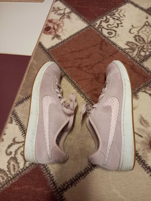 Дамски маратонки Nike, номер 38,5