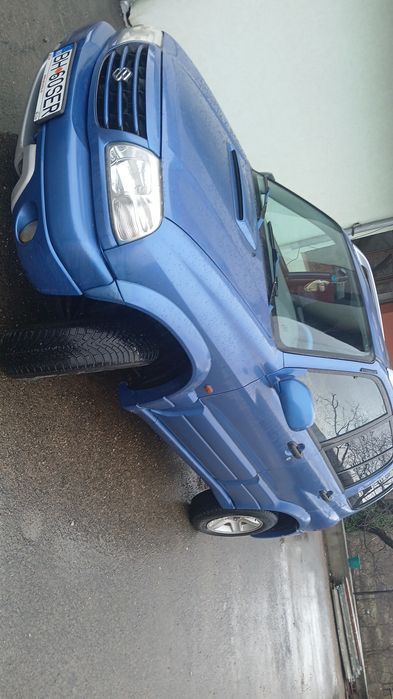 Vând Suzuki grande vitara 4500 de euro