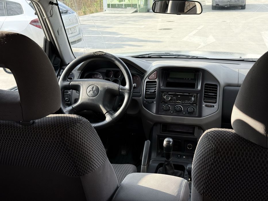Mitsubishi V60 Pajero 2.5 TD