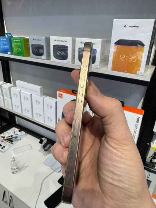 iphone 16 pro 256 gb DESERT