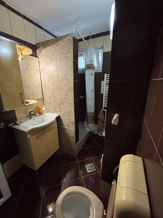 Apartament cu 3 camere