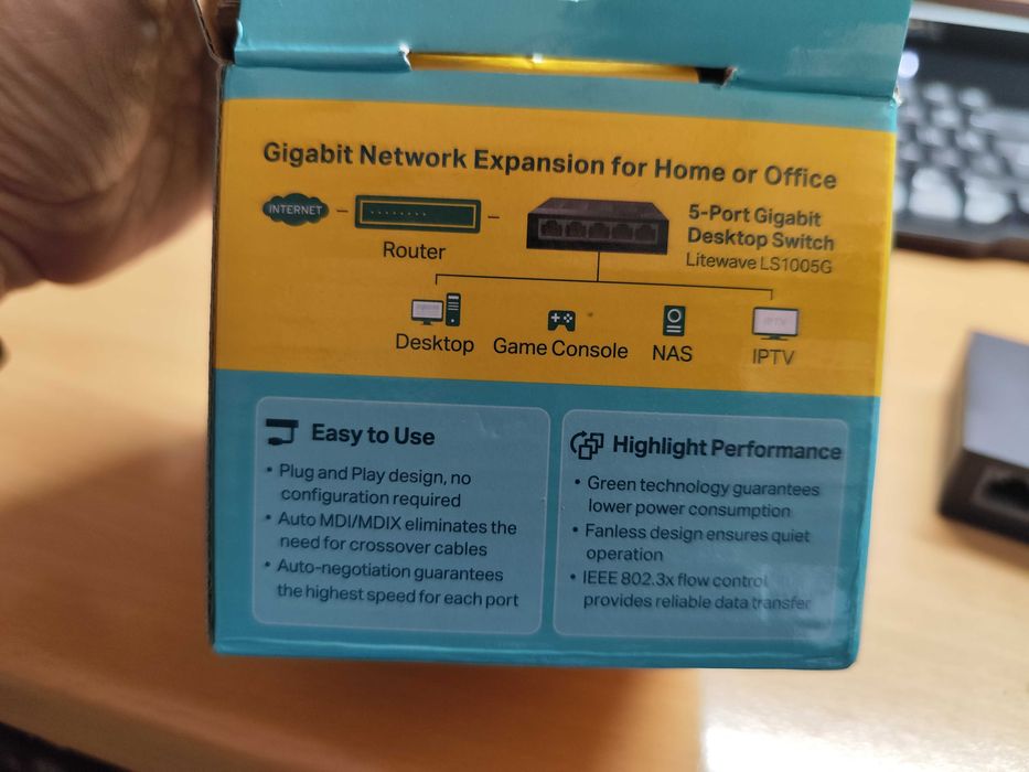 Комутатор Switch tp-link LS1005G