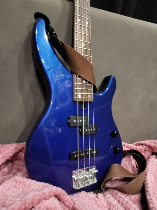 Бас Yamaha TRBX174 Синий