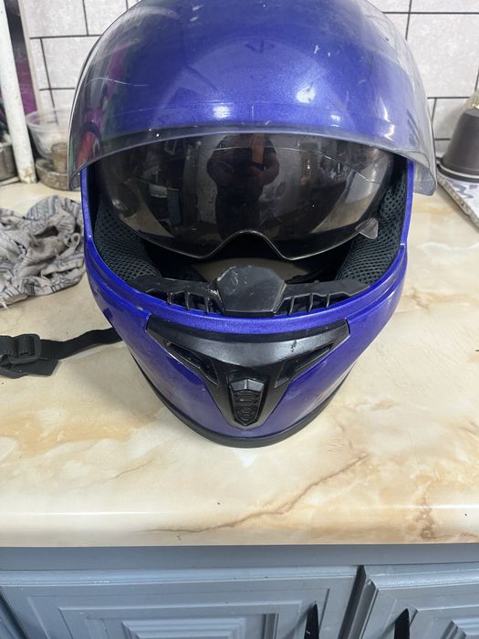 Прода мотошлем Продам