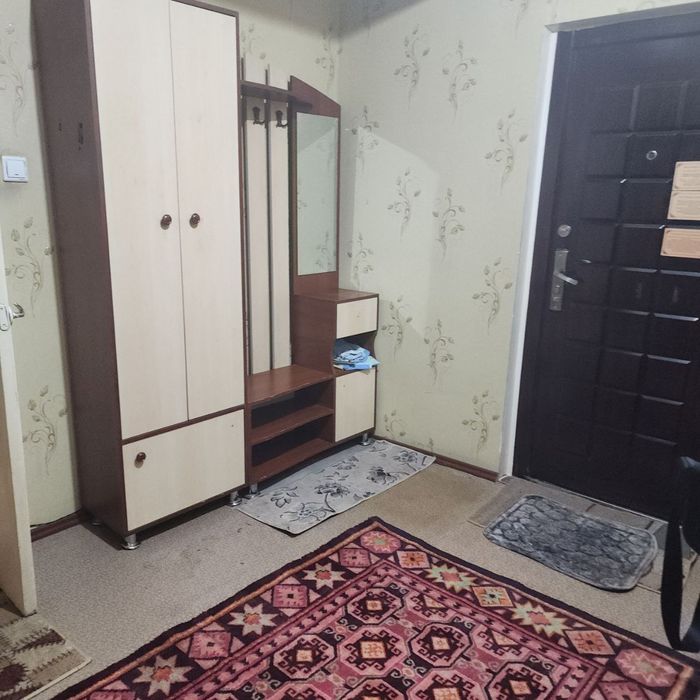 СЕРГЕЛИ 7 -аренда квартиры 3/3/9 рядом с метро 3 бекат. СРОЧНО.