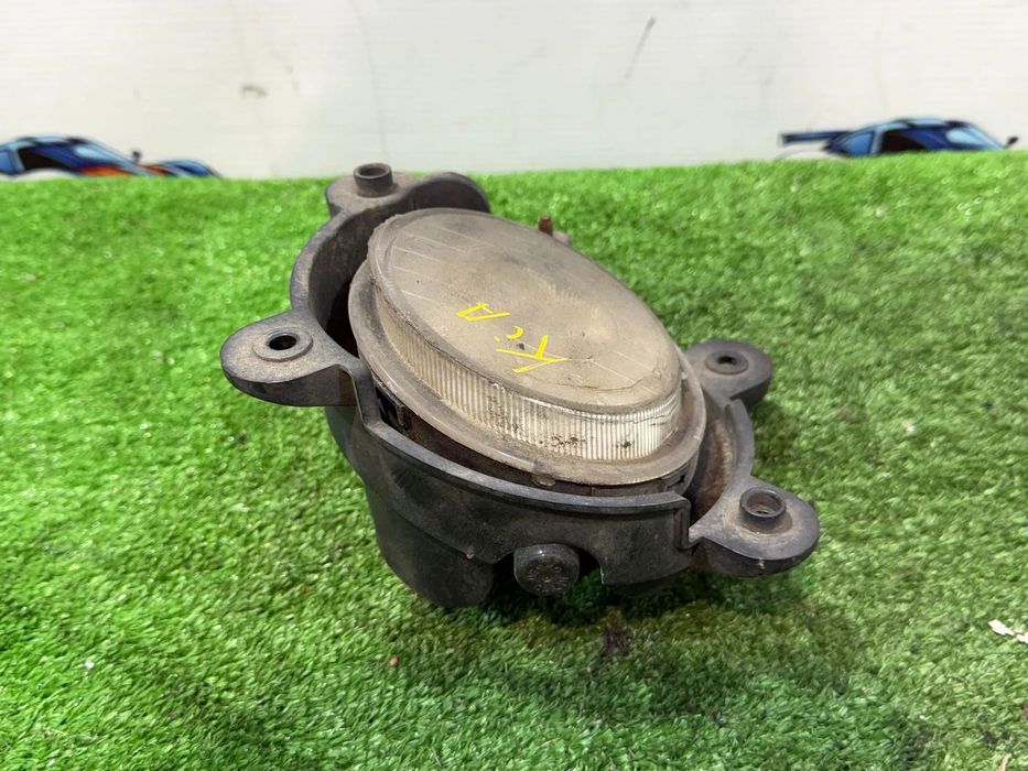 PROIECTOR CEATA FATA DREAPTA KIA SORENTO COD OEM 922023E010 922023E011 2002-2009