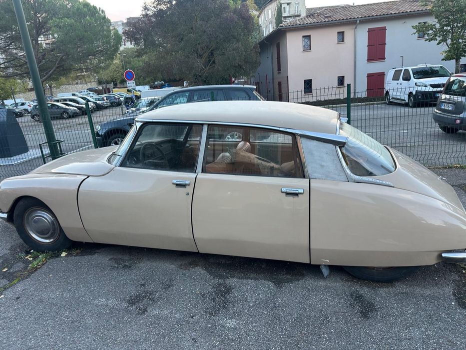 Citroen DS 20 special an fabricatie 1973