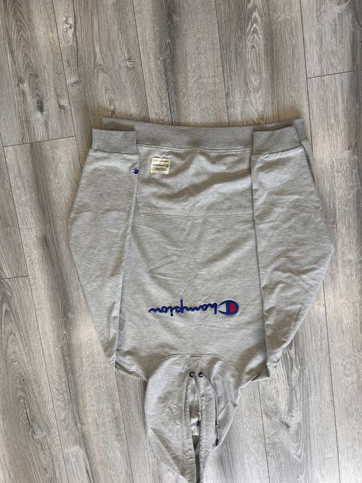 Кофта champion серого цвета