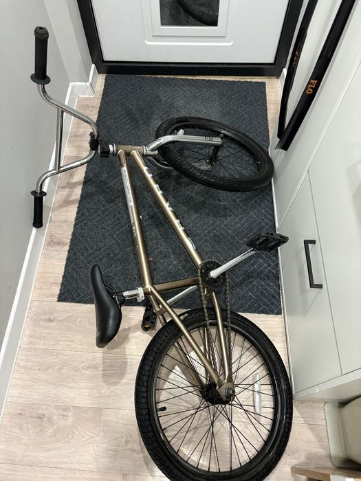 Ведосипед трюковой bmx б/у фирма харо