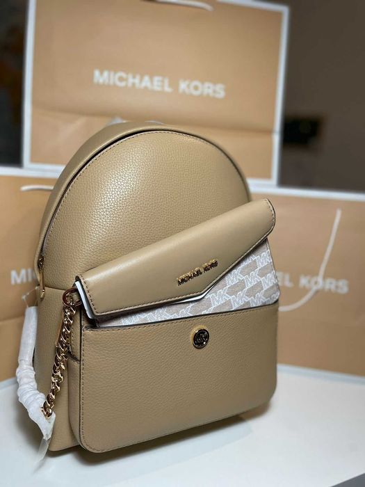 Оригинална раница на Michael Kors