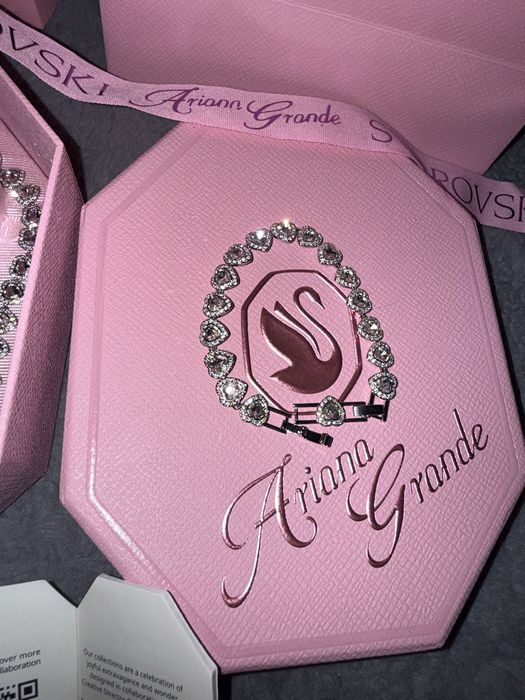 Set Swarovski x Ariana grande