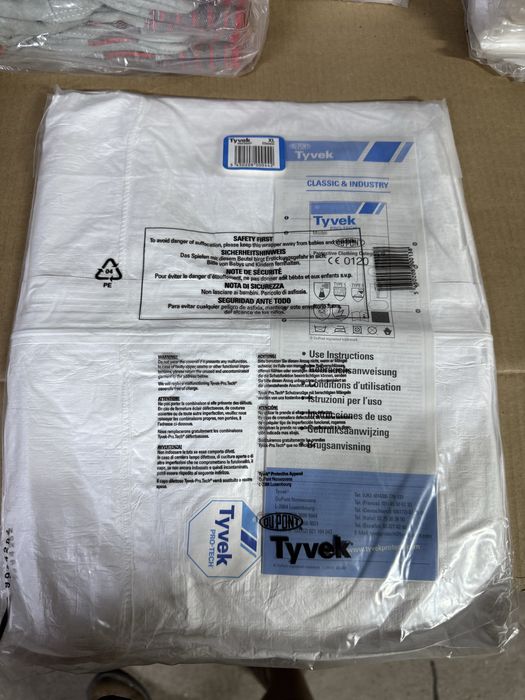 Одноразовый комбинезон “Tyvek”