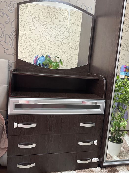 Продаю комод ,для спальни из МДФ