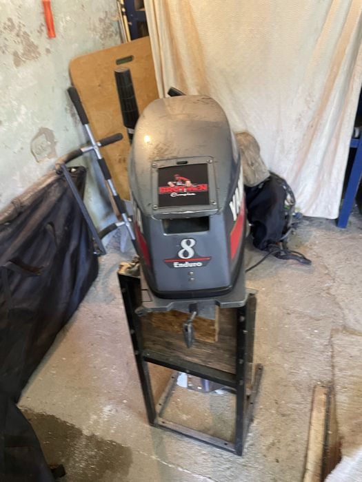 Продам лодочный мотор YAMAHA Enduro 8