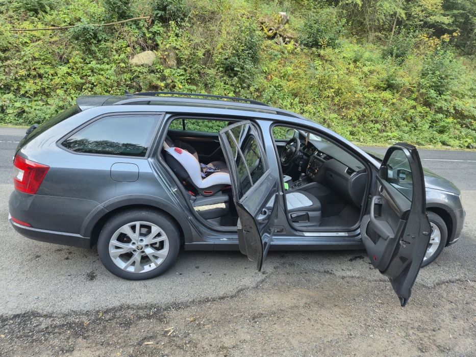 SKODA Octavia 2015 — imagine 3