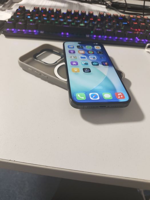 iphone 15 pro max , sunet defect