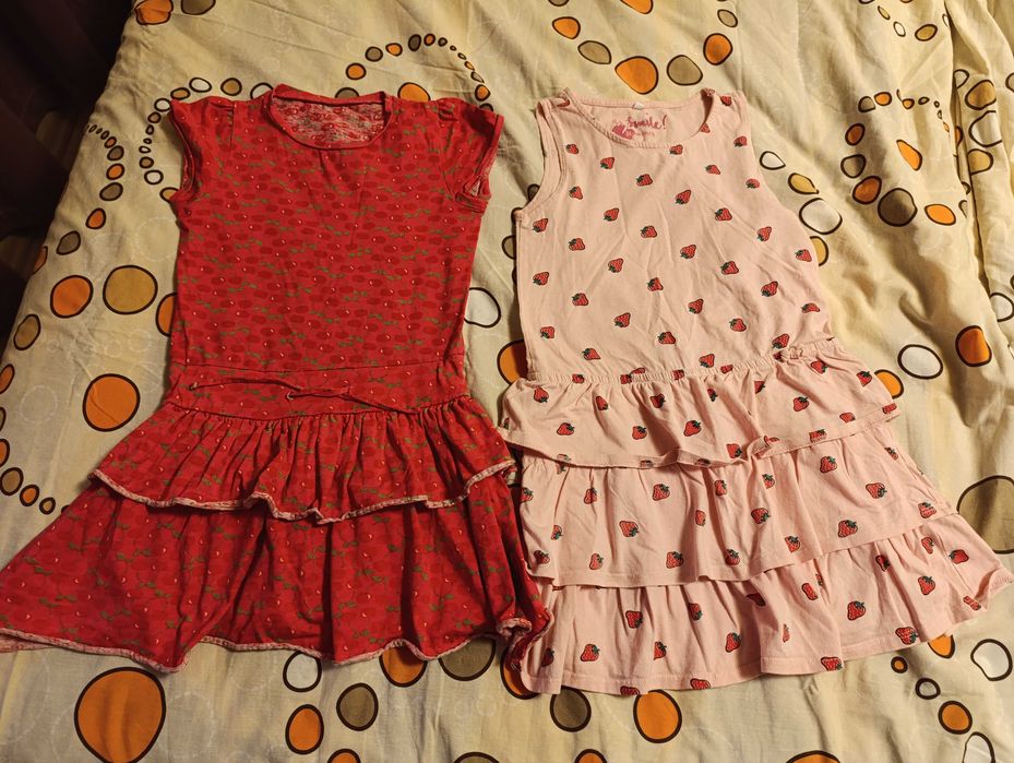 Коледни дрехи за момиче 128 см