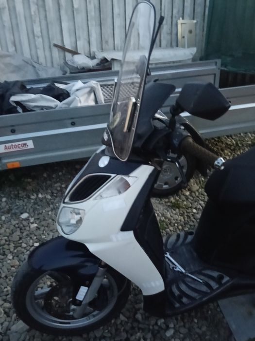 Scuter Aprilia Sportcity 200