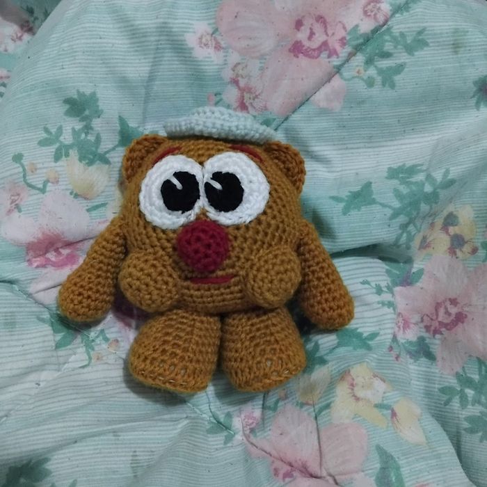 Вязанные игрушки продаётся