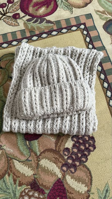 Ақ куртка сатылады