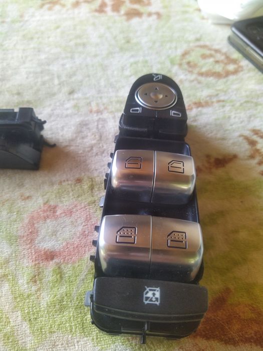 Конзола за асистенти,стъкла  и пищялки на вратите за Мерцедес W 222