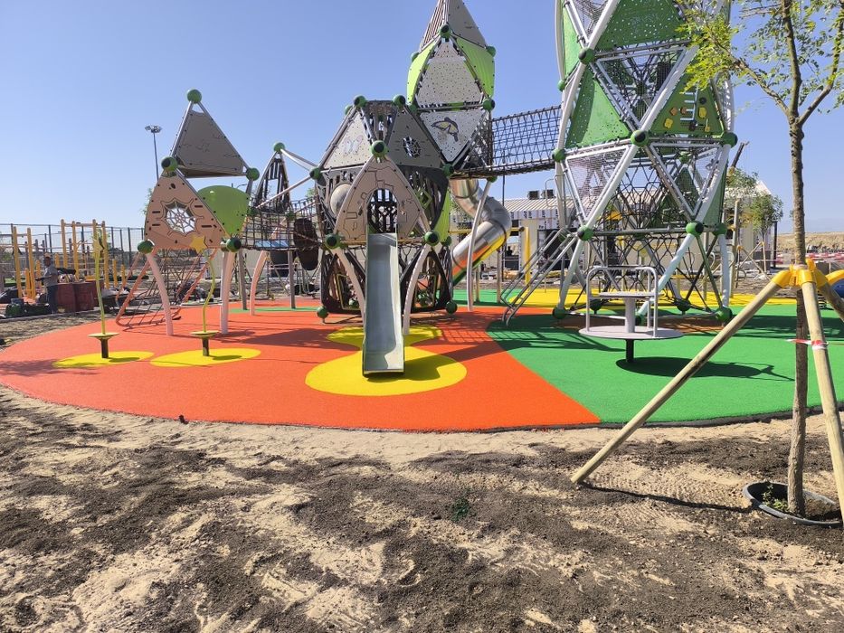 Резиновый покрыть  другой спорт устройство rezina qoplamalar