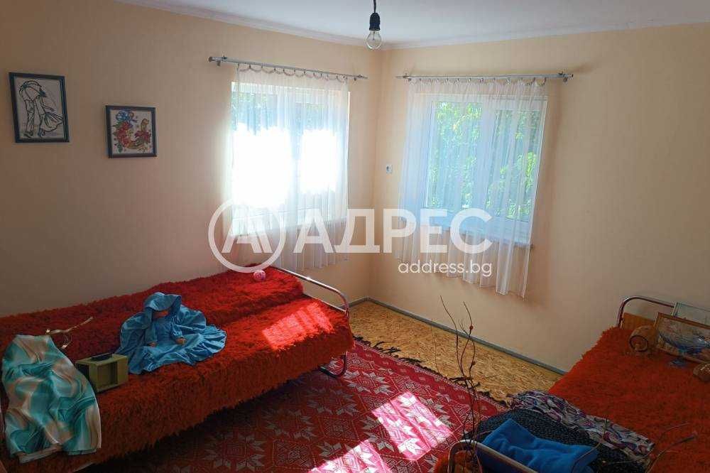 Продава се Къща в с. Просторно, Област Разград - 85 кв.м за 600 €/кв.м - Снимка #3