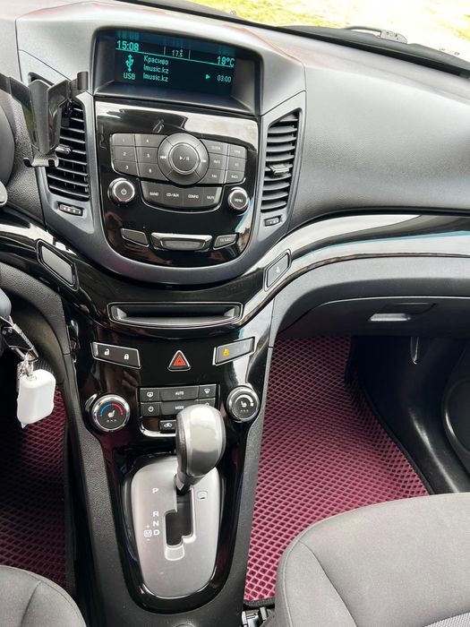 Продам Chevrolet Orlando 2015 года.