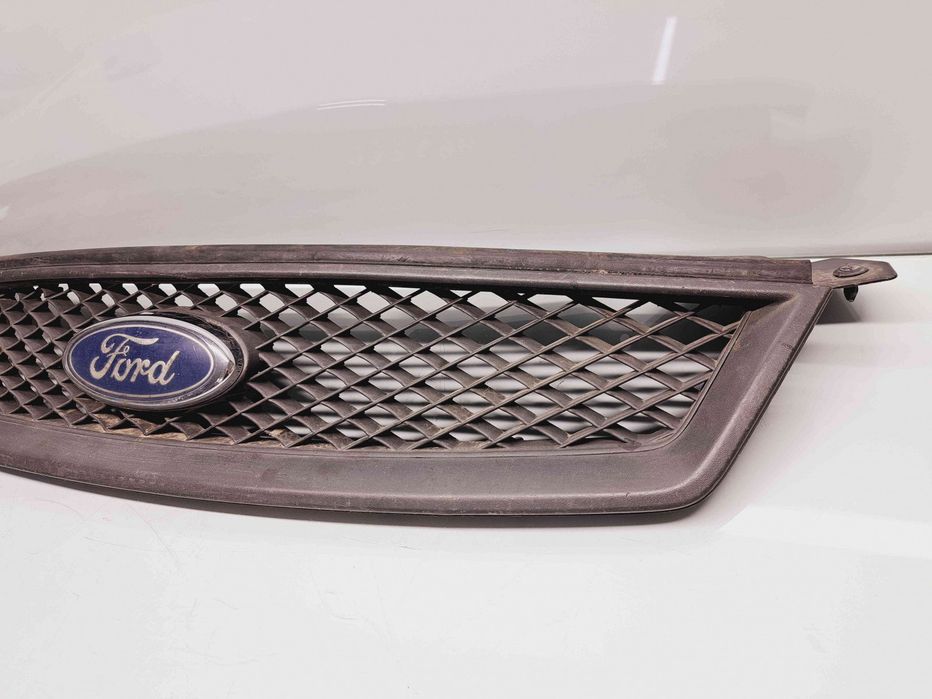 Grila bara fata Ford Focus 1 [Fabr 1998-2005] 4M51-8138-AE