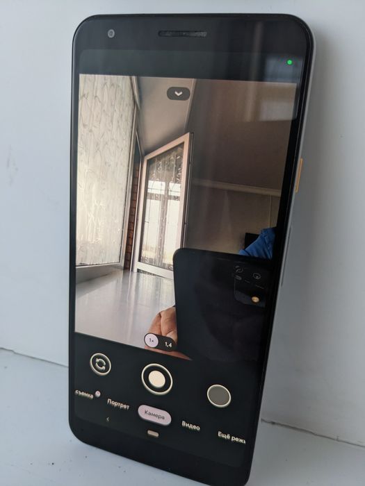 Продам смартфон Google pixel 3a XL на 64 ГБ