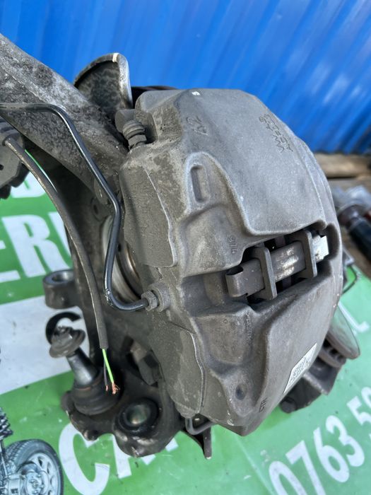 Etrier stânga față Audi A5 Quattro 4.0 Tdi Mild Hybrid 2022