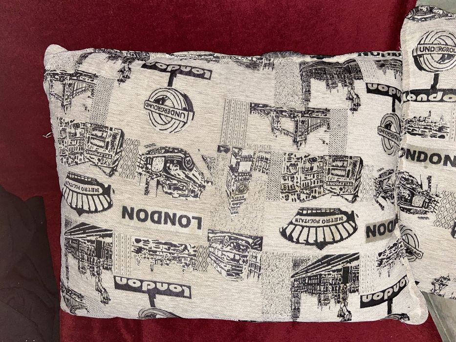 Продам большие подушки на диван