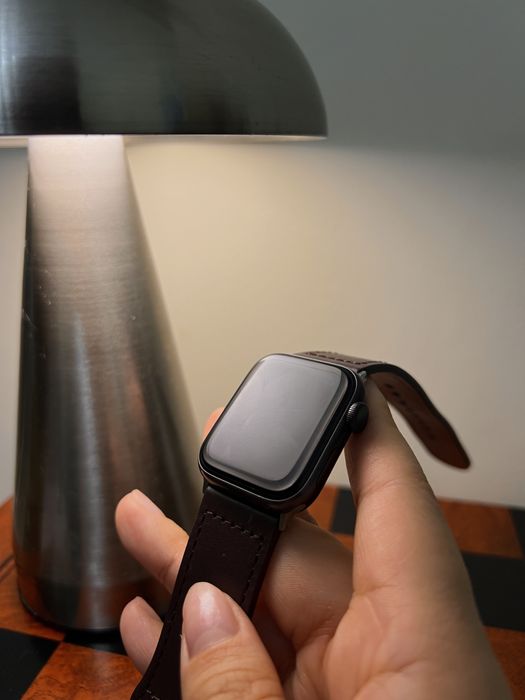 Apple Watch SE 40 / 2020 (1 Gen)