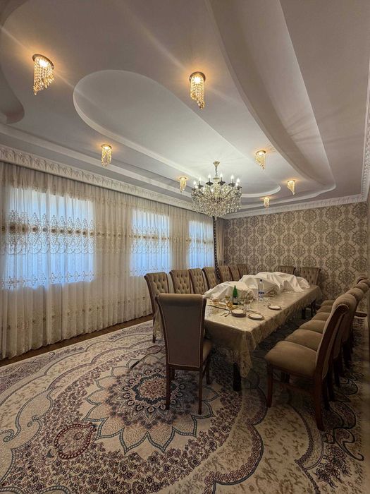 Гулистон Обод махаллада 8 сотик 6 хона Зор ховли сотилади.