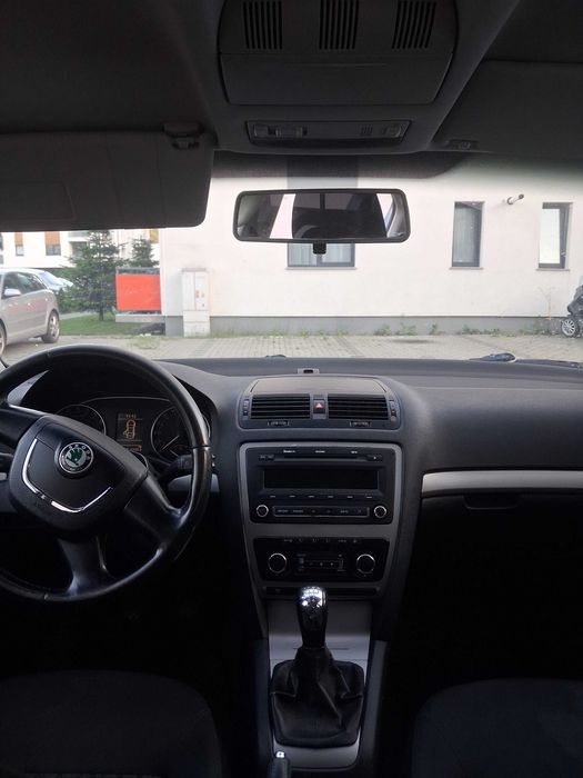 SKODA Octavia 2010 — imagine 2
