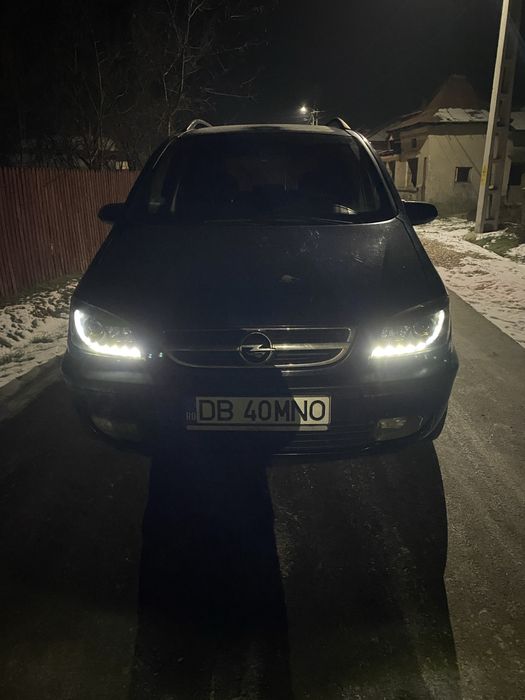 Vand Faruri Opel Zafira
