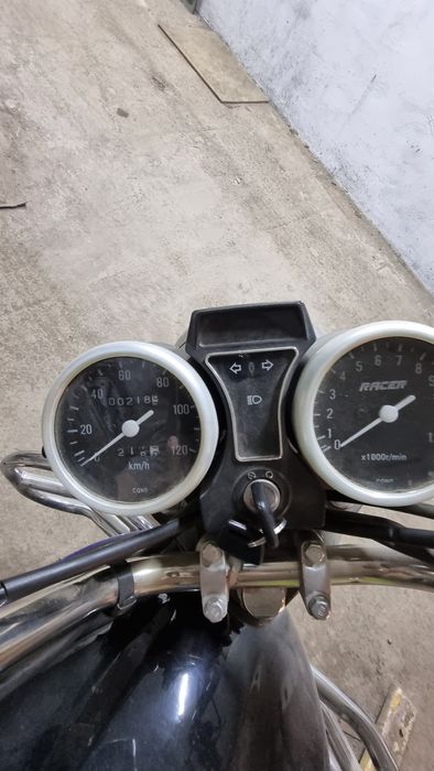 Продам мотоцикл ресер 110й