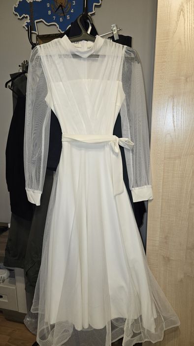 Белое платье на выпускной