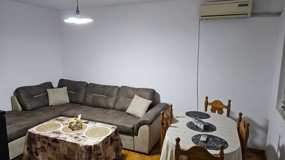 Дава се под наем Двустаен апартамент в Силистра, Център - 43 кв.м за 248.88 € - Снимка #3