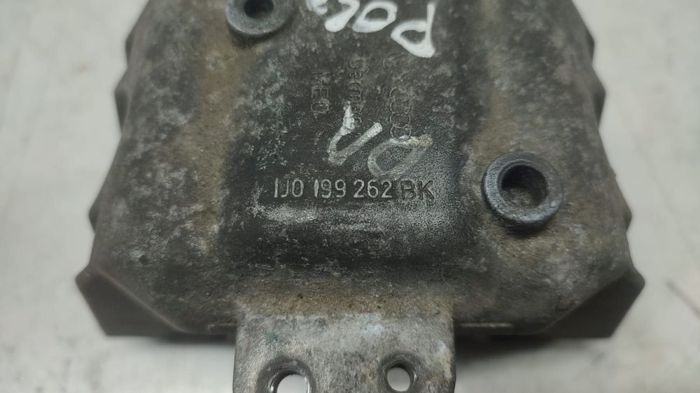 Suport tampon motor 1j0199262bk 1.4 1.6 benzina Volkswagen VW Golf 4