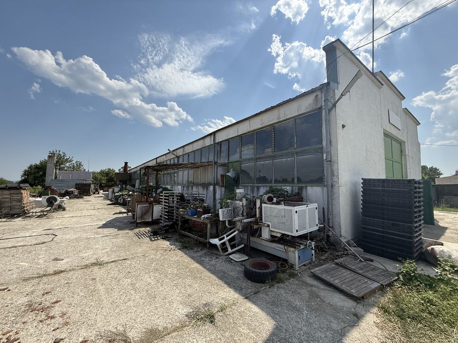 Фабрика/склад/цех за продажба - Готов за работа