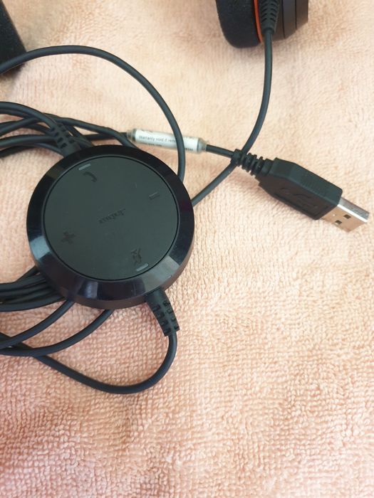 Продам оригинальные наушники Jabra Evolve 20 Stereo