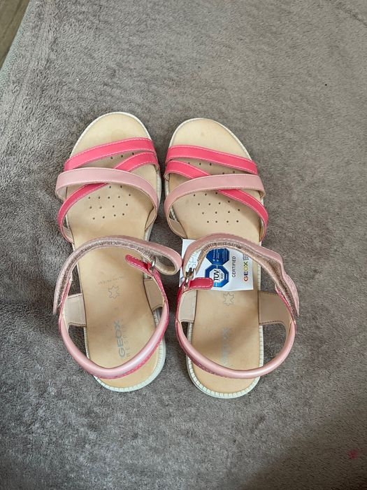 Сандали Geox номер 38