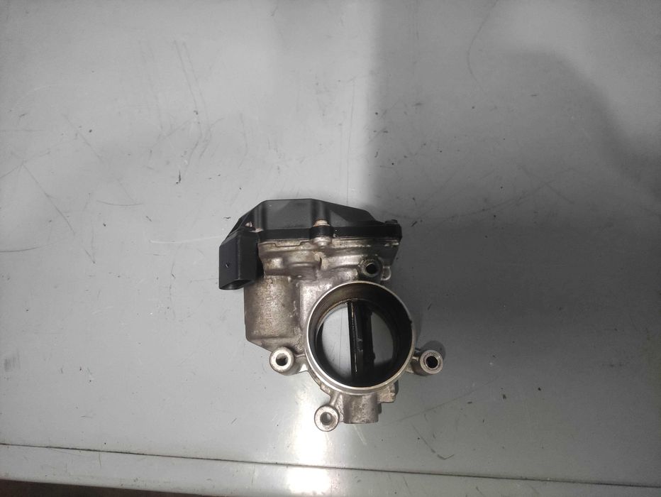 Clapeta acceleratie volkswagen vw passat b6 cbab cod 03l128063e