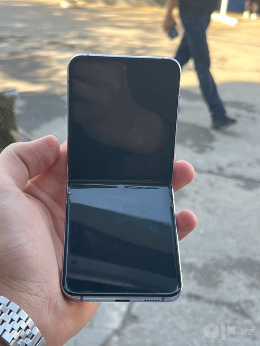 Galaxy Z Flip 4 holati yahshi