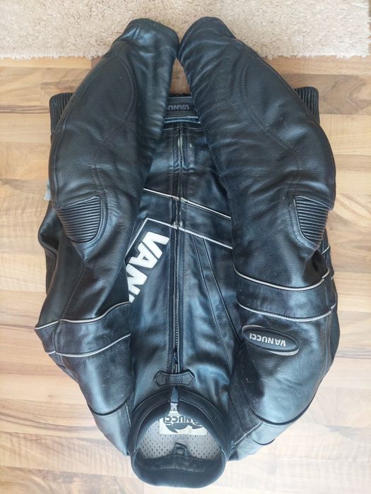 Geaca moto Vanucci,marime 48,piele naturala