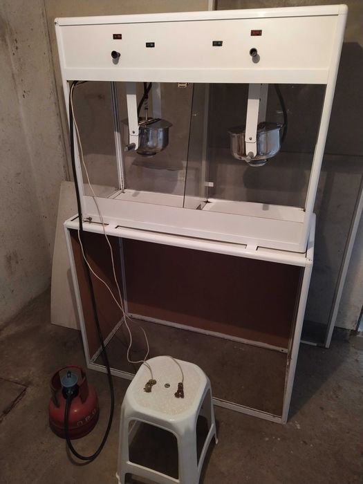 Двойна машина за пуканки на газ. Захранване на 12V и 220V